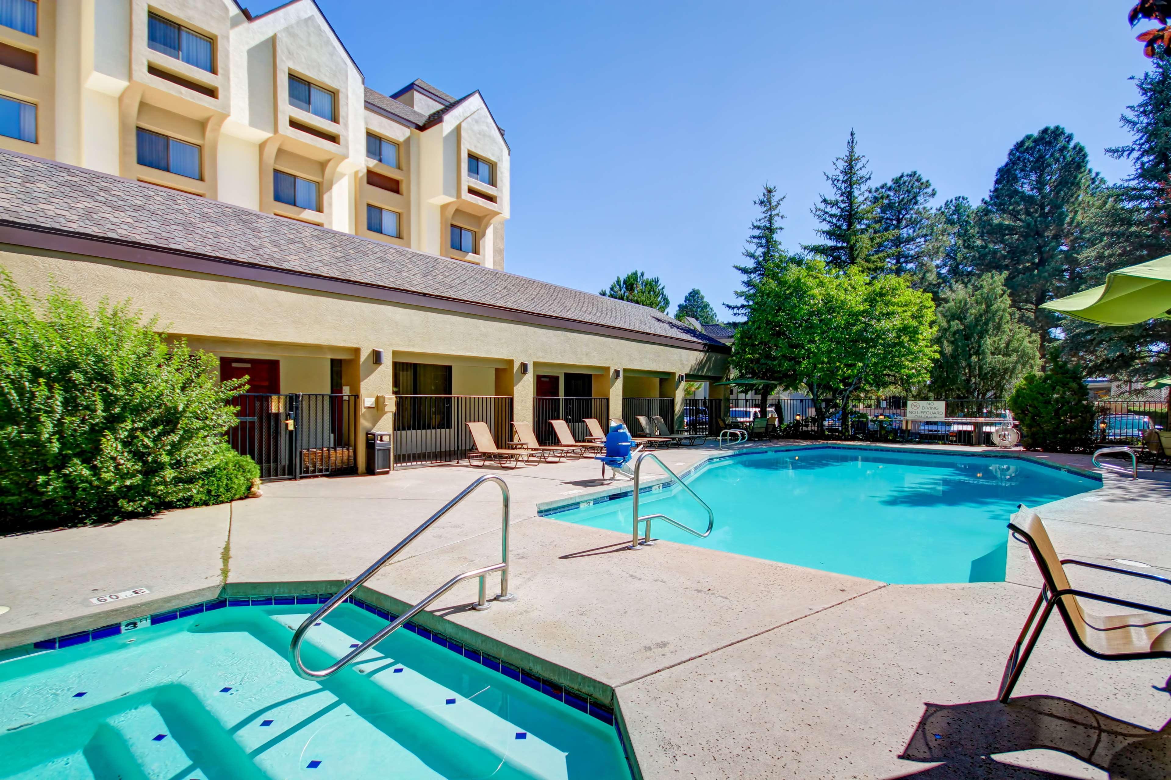 Doubletree By Hilton Hotel Flagstaff Exterior foto
